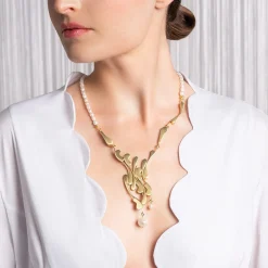 Artystyczna kolia z perłami z kolekcji Parer