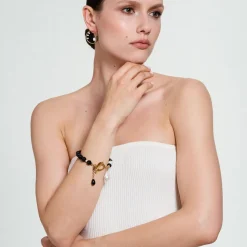 Bransoletka z perłami i onyksami z kolekcji Parer