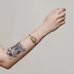 Bransoletka z ustami z kolekcji Body