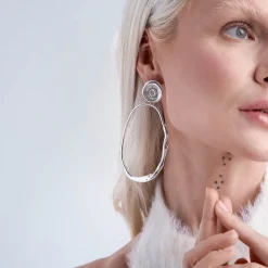 Duże kolczyki z pieczęcią z kolekcji New Stone ze srebra