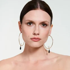 Kolczyki koła z perłami i onyksem z kolekcji Parer