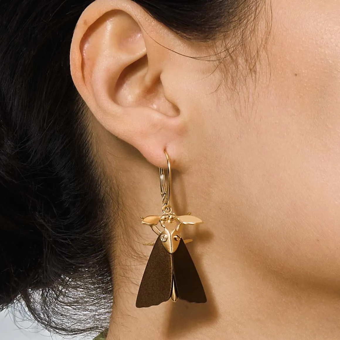 Kolczyki ćmy z kolekcji Plantis