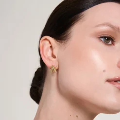 Kolczyki w kształcie pszczół na wkrętkę z kolekcji Apis