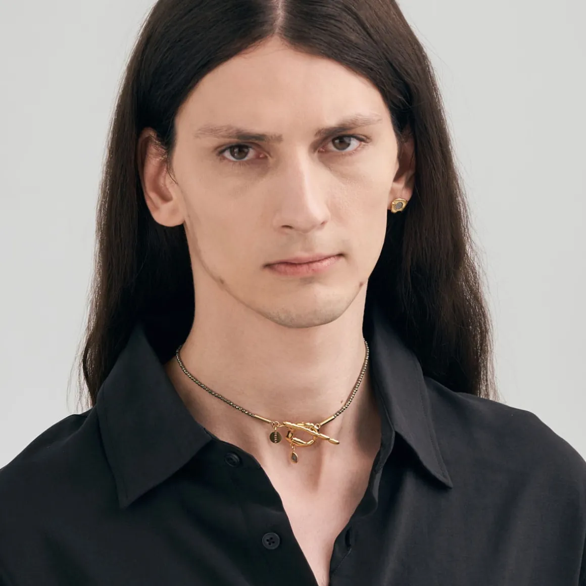 Krótki naszyjnik z pirytów z kolekcji Meteoros