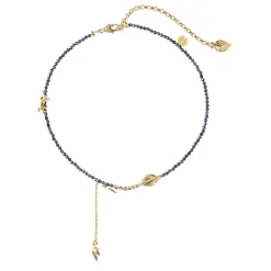 Krótki naszyjnik z szafirami i złotymi zawieszkami z kolekcji Bery