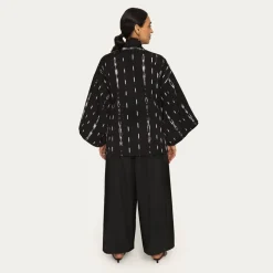 Limitowane czarne kimono z kolekcji Guatemala