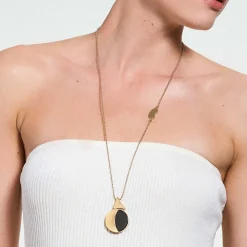 Naszyjnik z dwustronną zawieszką z onyksem z kolekcji Parer