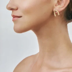 Pozłacane kolczyki - podkowy z kolekcji Holos