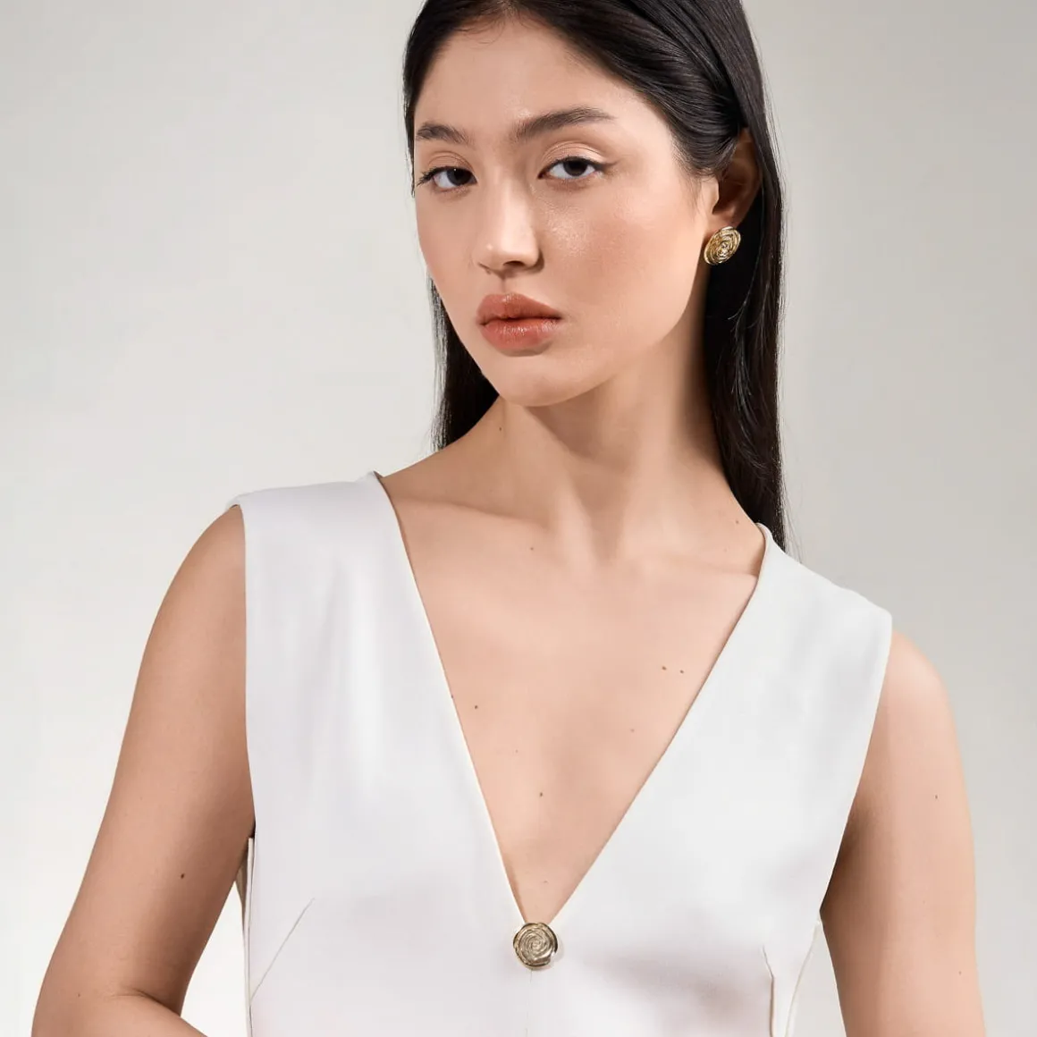 Pozłacane kolczyki róże z kolekcji Kembali