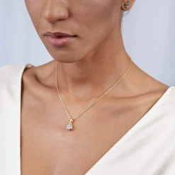 Pozłacany naszyjnik z nieoszlifowanym diamentem z kolekcji Verum