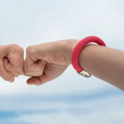 Sportowa bransoletka z różową liną z kolekcji Extreme Sport