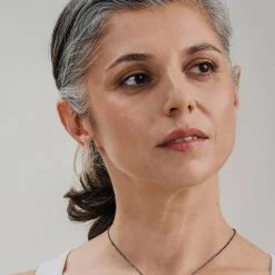 Srebrne kolczyki listki na sztyft z kolekcji Bery