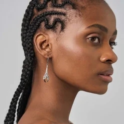 Srebrne kolczyki na biglu z ametystami z kolekcji Duo