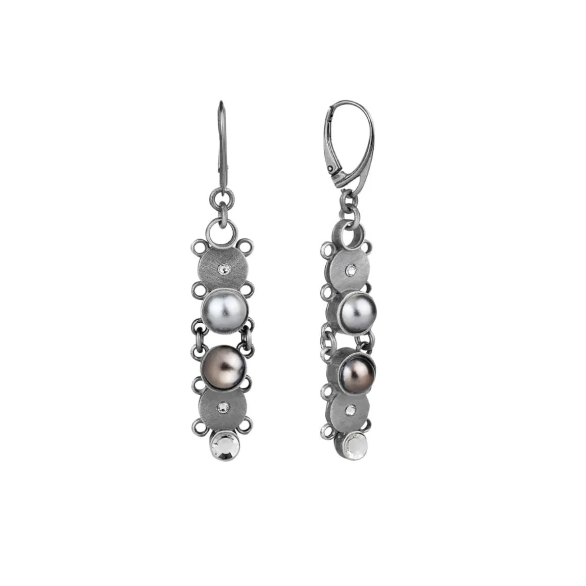 Srebrne kolczyki z kolekcji Soda na biglu angielskim