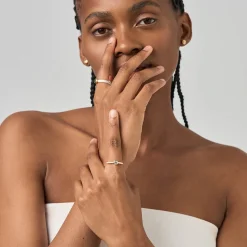 Srebrny pierścionek z fasetowanym akwamarynem z kolekcji Verum