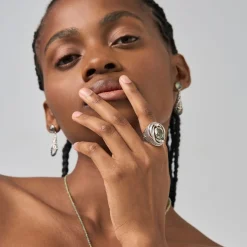 Srebrny pierścionek z wężami i ametystem z kolekcji Duo