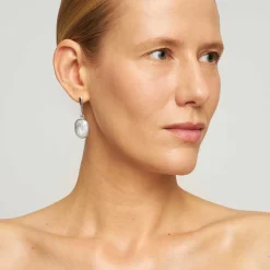 Wiszące kolczyki z naturalnymi perłami z kolekcji Perle